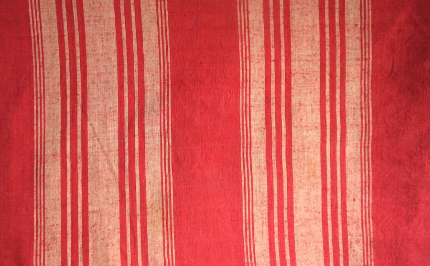 4 Red Striped Cotton Lengths