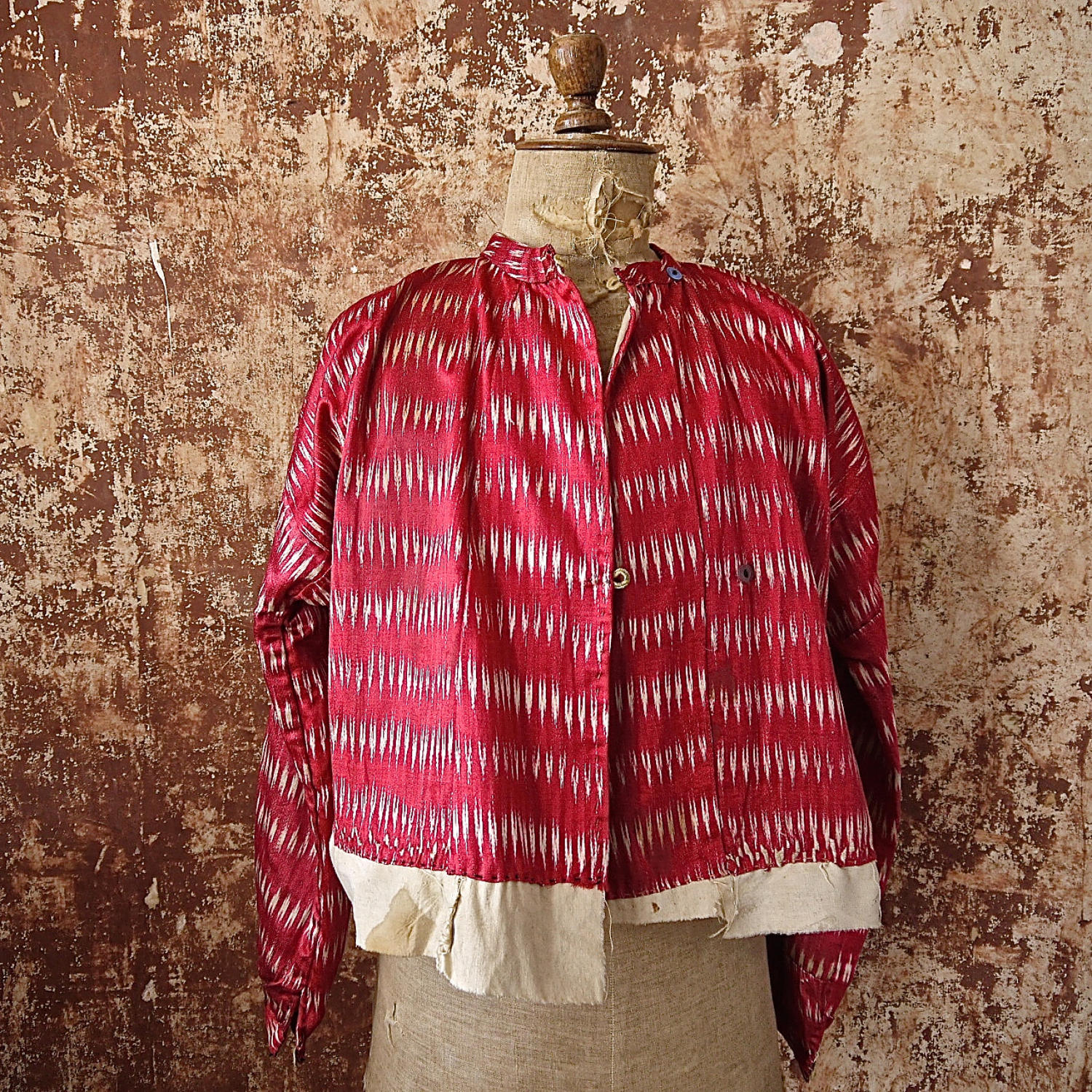 Early 20th century Aleppo red silk ikat jacket