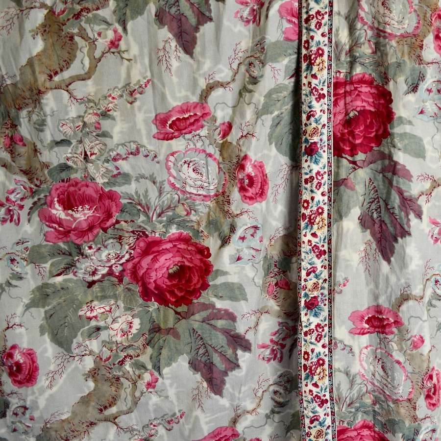 Pair of Roses Cotton Bed Curtains