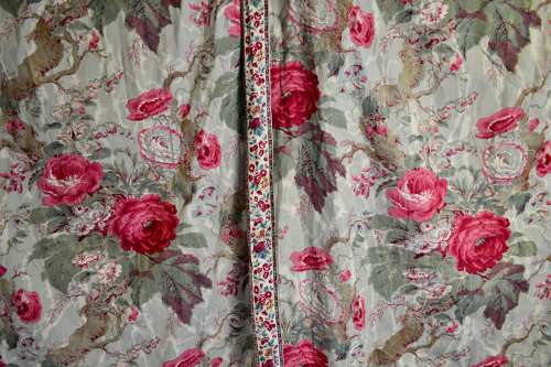 Pair of Roses Cotton Bed Curtains